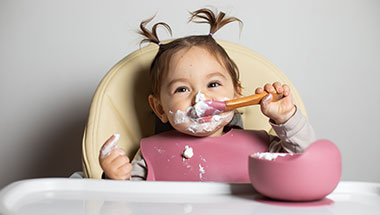 5 rzeczy, o których warto pamiętać podczas rozszerzania diety niemowląt